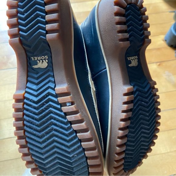 Sorel Tivoli II High Leather Waterproof Lined Winter Boots in Tan - Picture 10 of 10